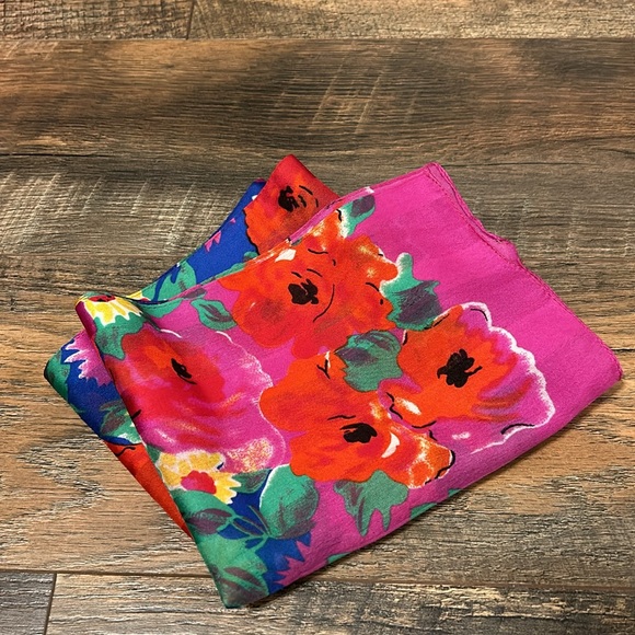 Vintage Bright Silk Long Scarf Poppies Daisies and Stripes - Picture 6 of 6